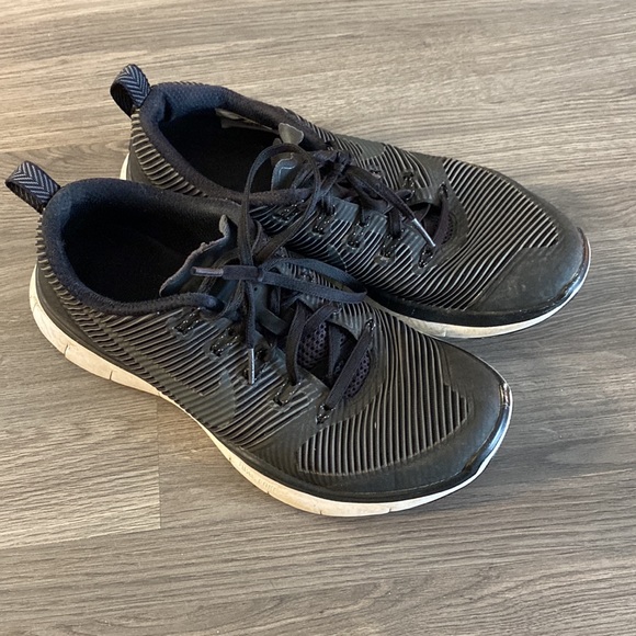 Nike Free Run Black Training Shoes - Picture 6 of 7